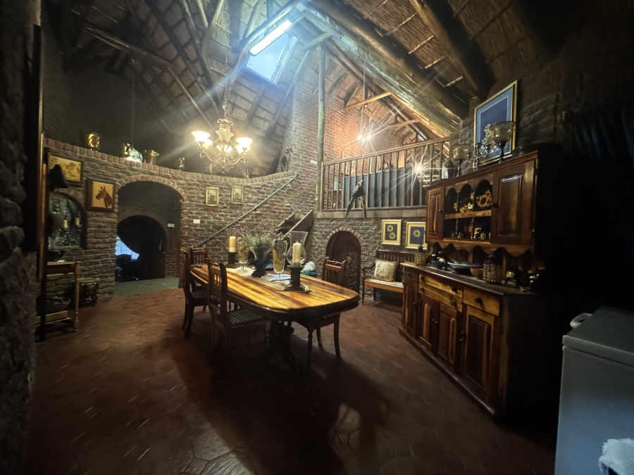 6 Bedroom Property for Sale in Doringkruin North West